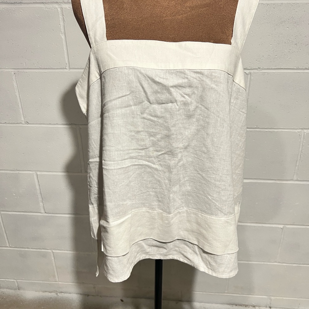 DKNY White Boxy Sleeveless Tank Top